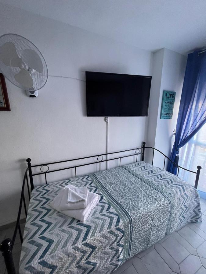 Minerva Holidays Estudio En Benalmadena Apartment Exterior foto